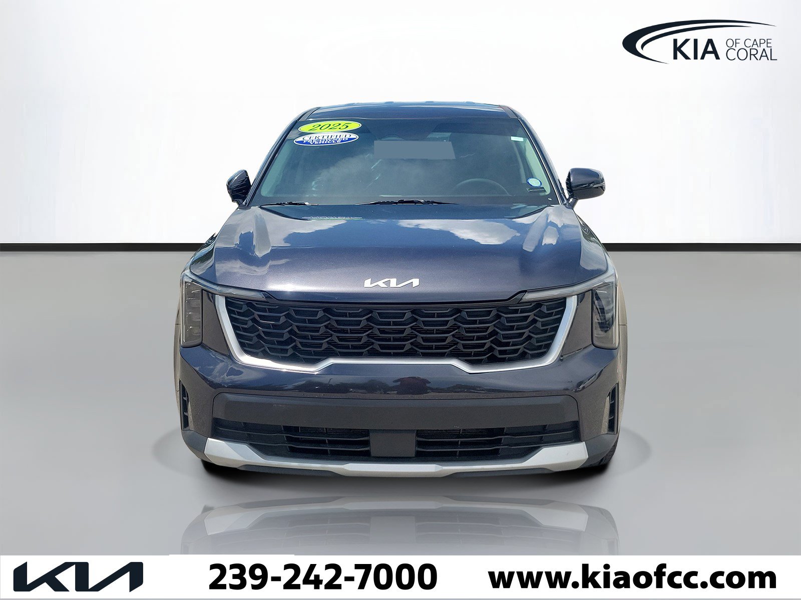 Certified 2025 Kia Sorento LX FWD image 2