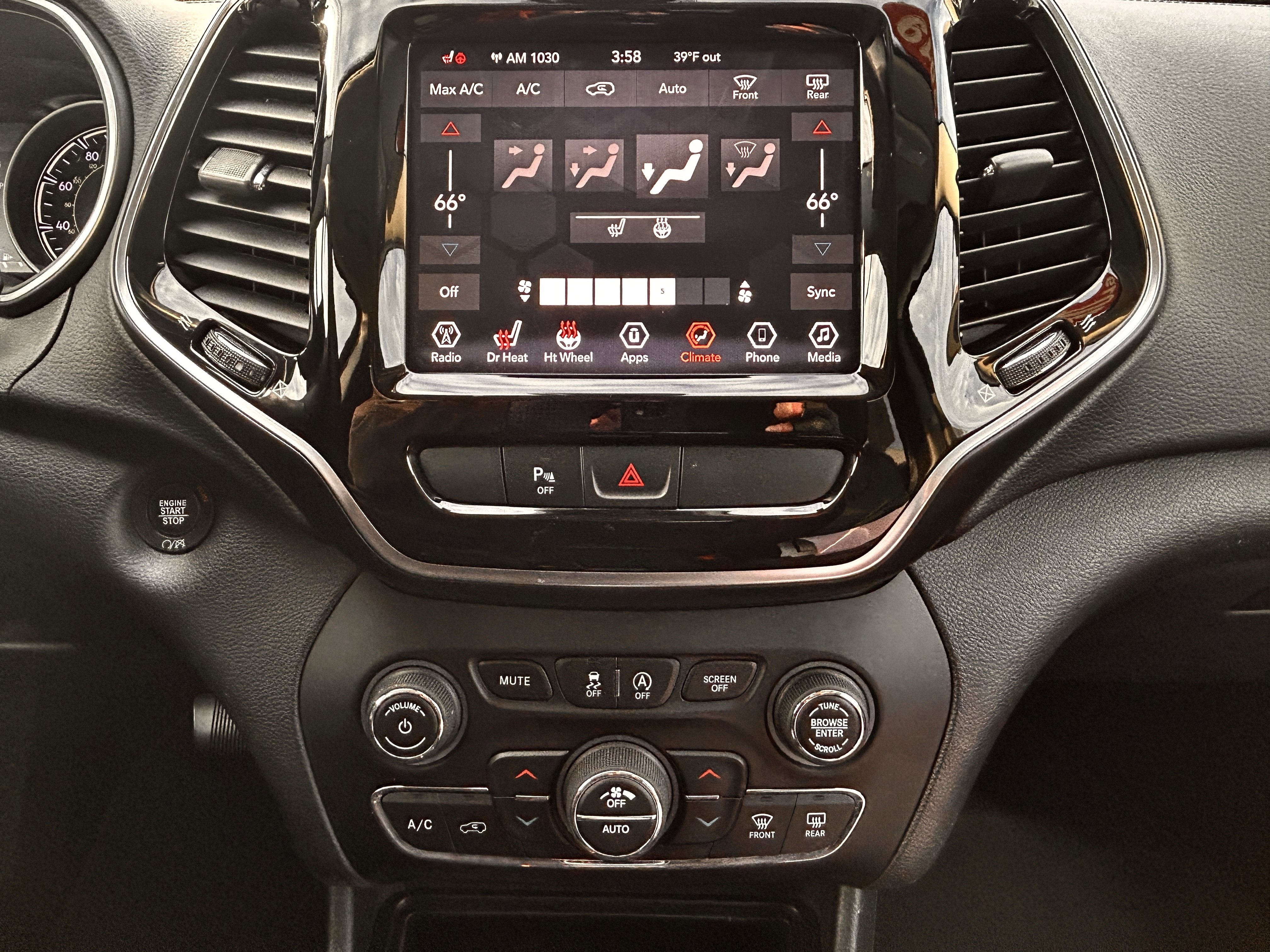 Used 2019 Jeep Cherokee Limited image 33