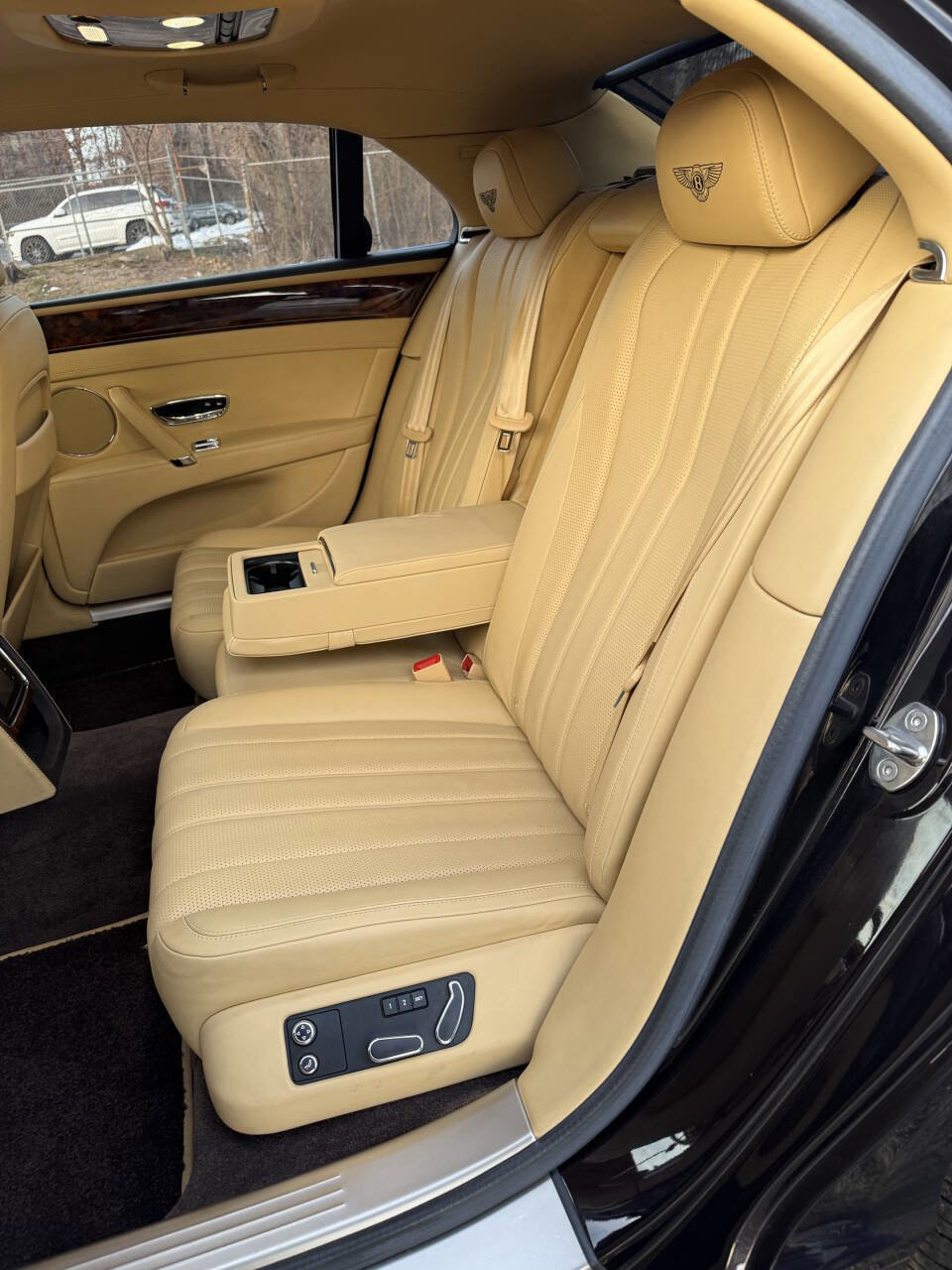 Used 2014 Bentley Flying Spur W12 image 16