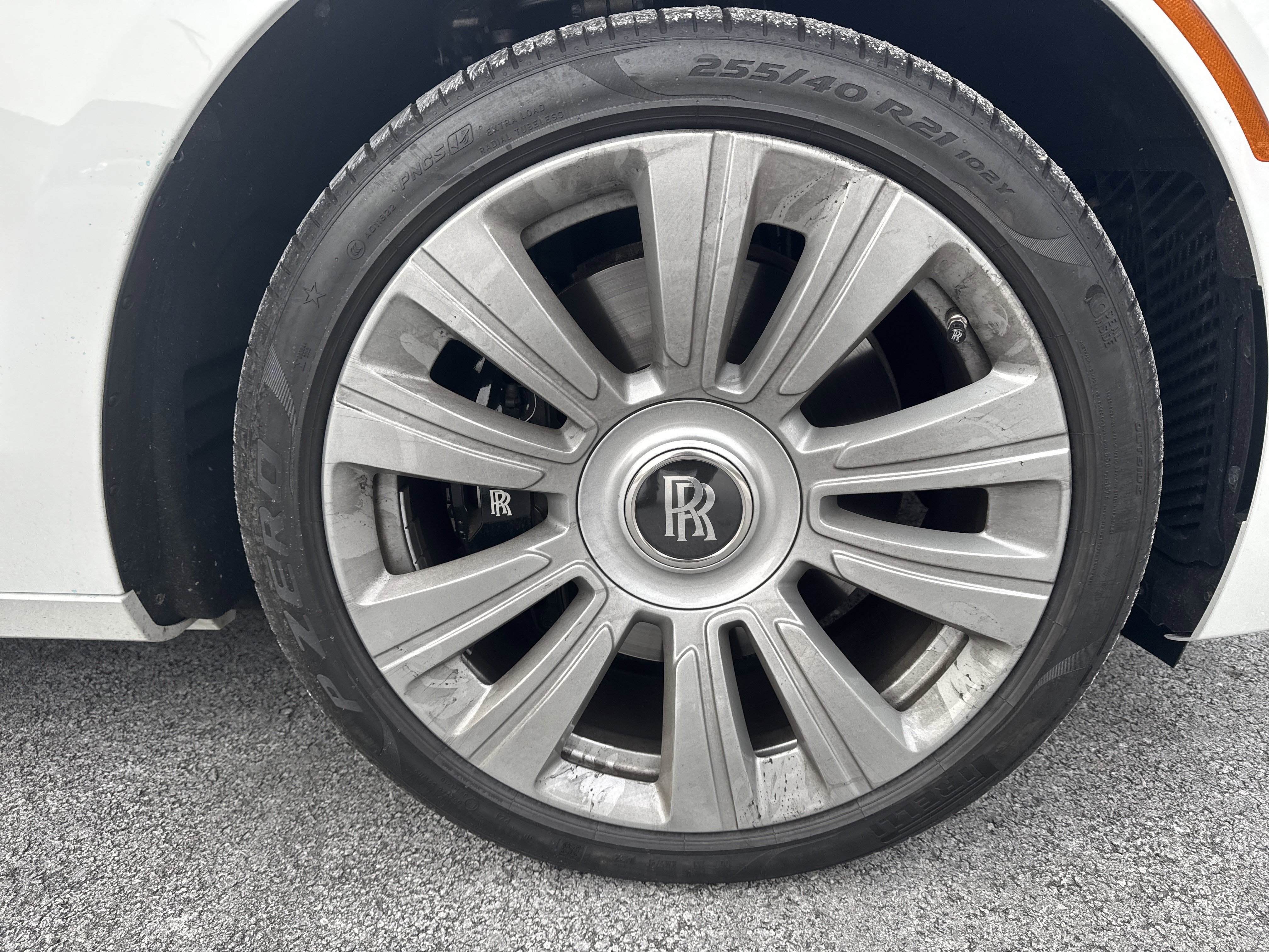 Certified 2022 Rolls-Royce Ghost w/ Ghost Package image 32