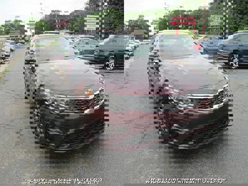 Used 2020 Kia Optima LX image 1