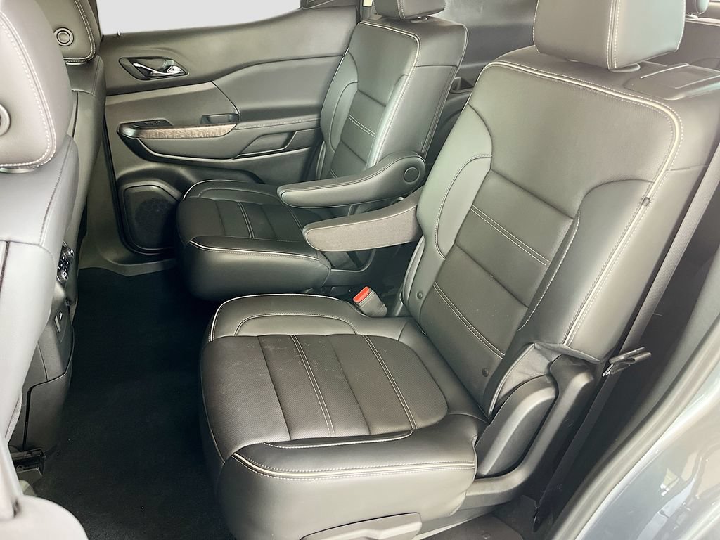 Used 2022 GMC Acadia Denali FWD image 25