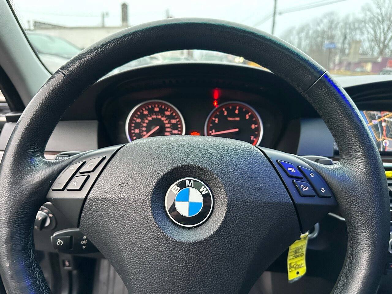 Used 2010 BMW 535i xDrive Sedan AWD/4WD image 13