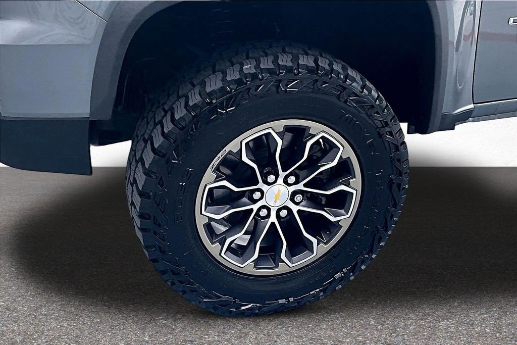 Used 2022 Chevrolet Colorado ZR2 AWD/4WD image 34
