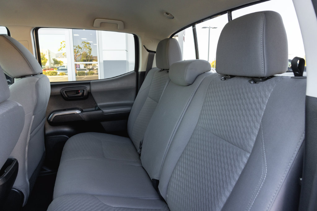 Used 2021 Toyota Tacoma SR5 RWD image 24