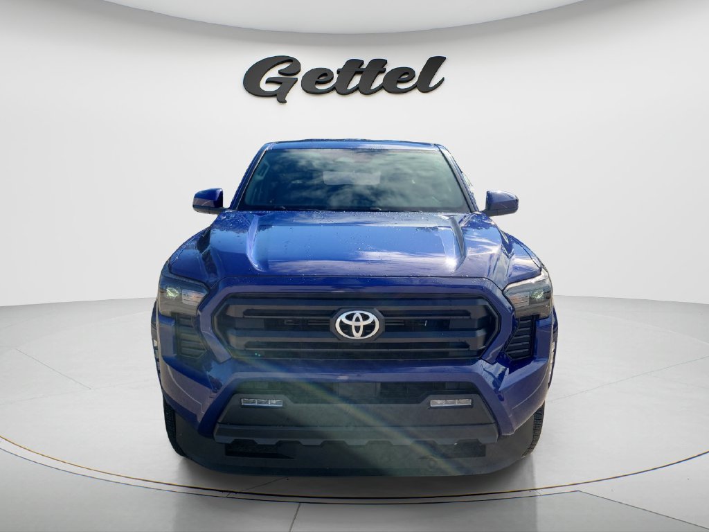 Certified 2025 Toyota Tacoma SR5 AWD/4WD image 2