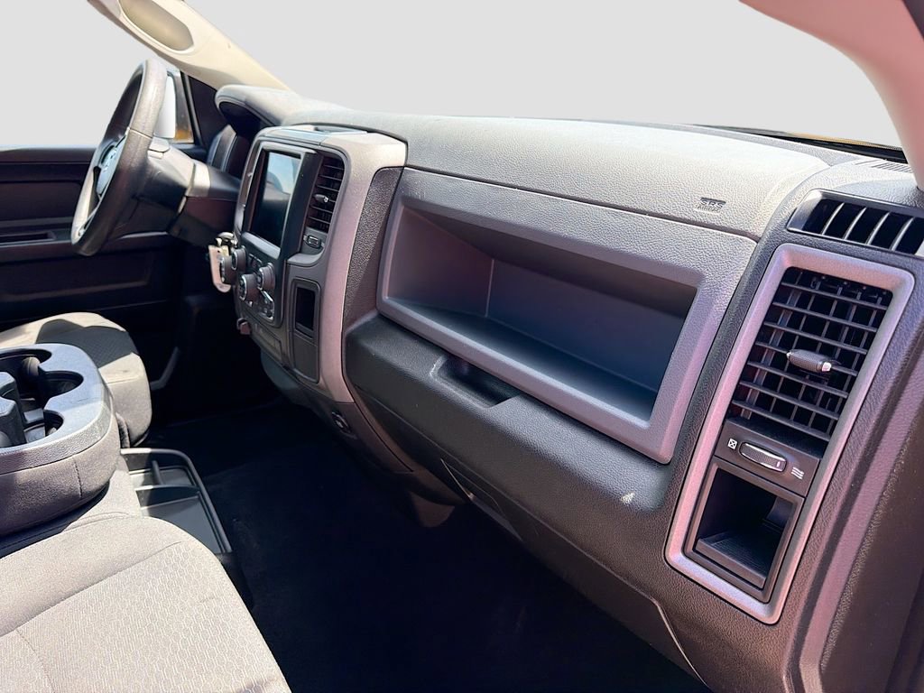 Used 2019 RAM 1500 Express w/ Wheel & Sound Group AWD/4WD image 18