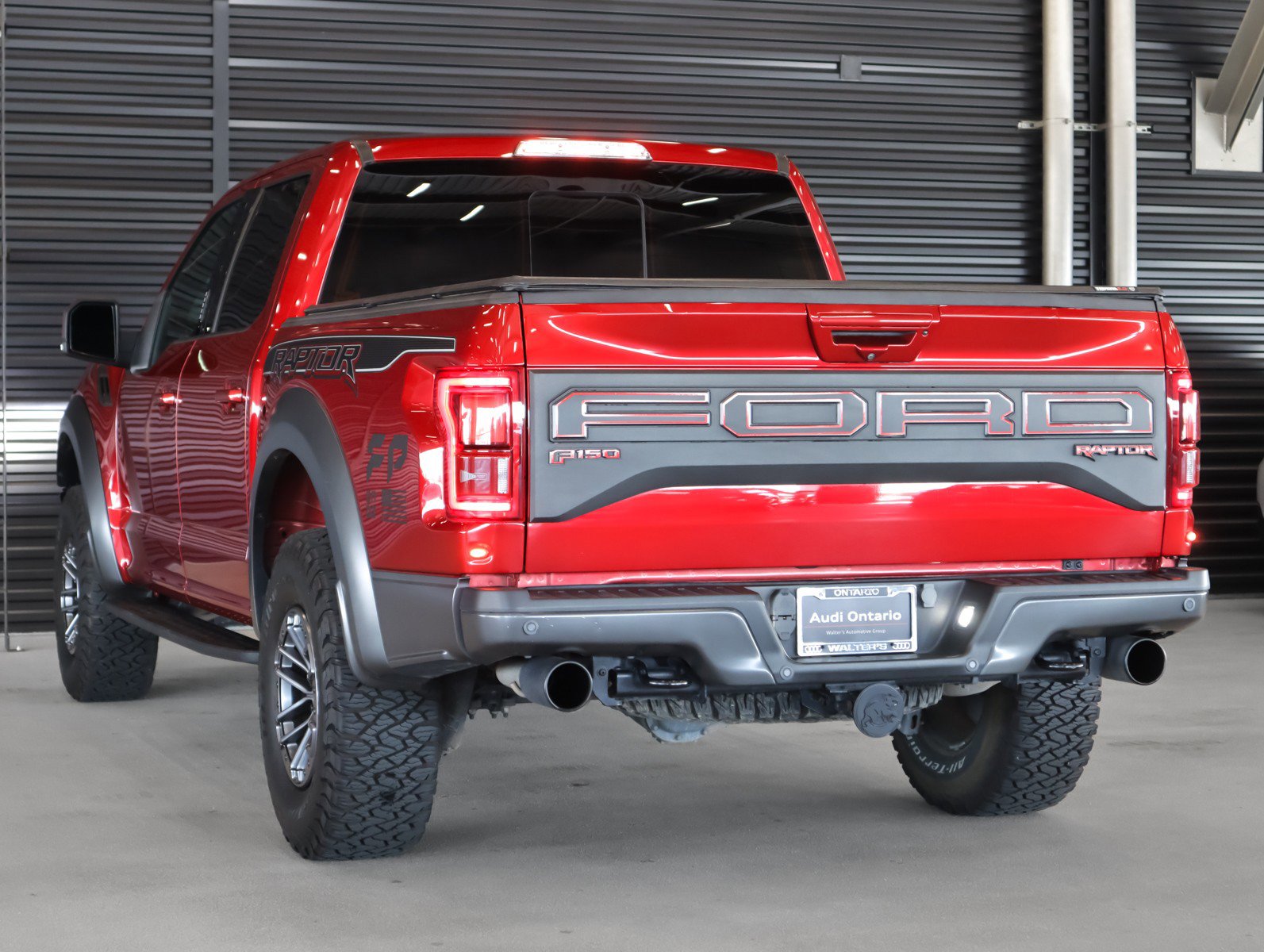 Used 2019 Ford F150 Raptor w/ Equipment Group 802A Luxury image 2
