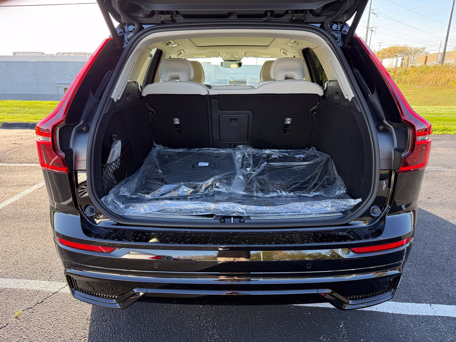 New 2027 Volvo XC60 B5 Ultra AWD/4WD image 47