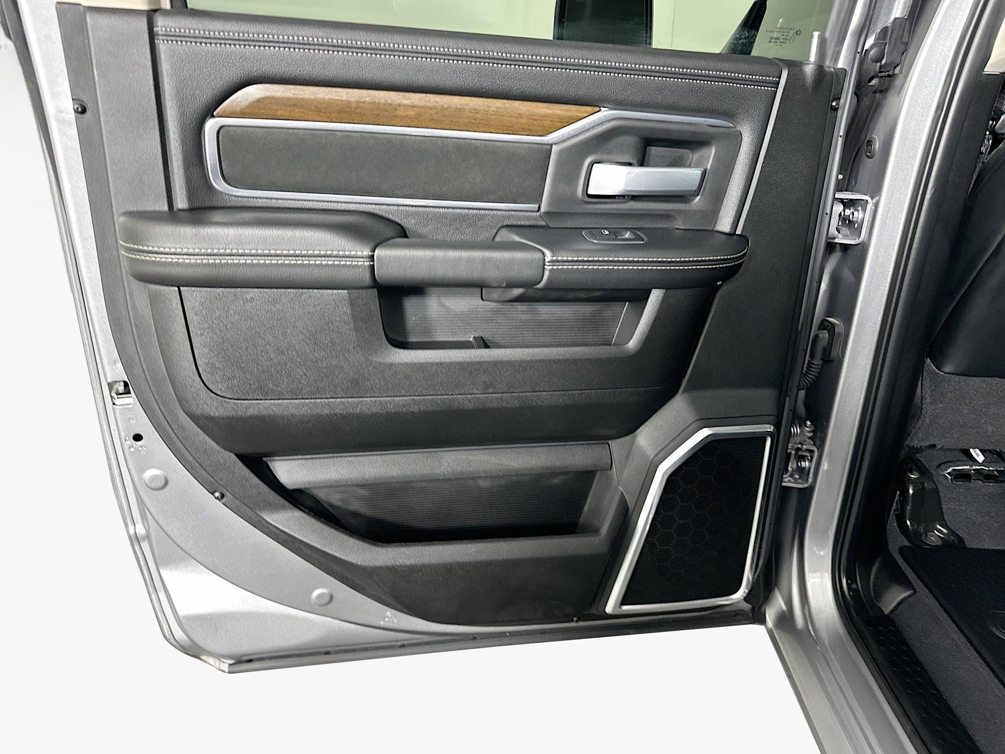 Used 2024 RAM 2500 Laramie w/ Safety Group image 26