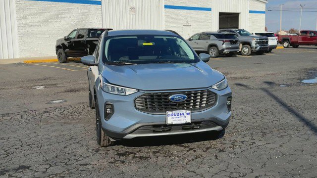 Used 2024 Ford Escape SE image 3