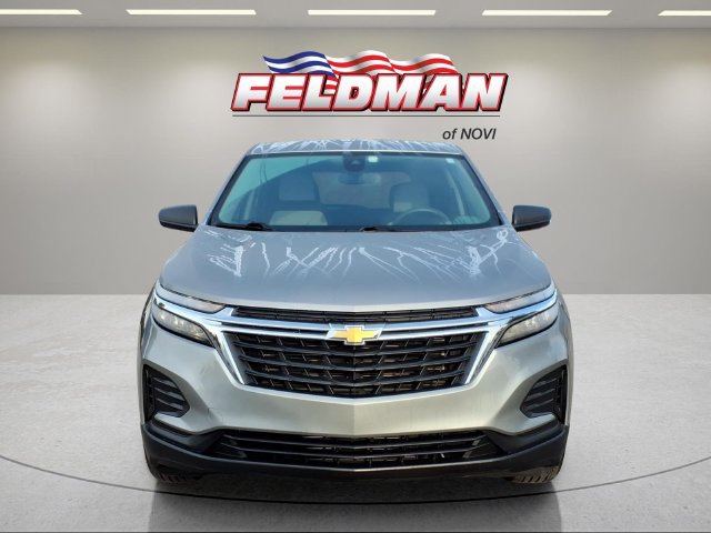 Used 2024 Chevrolet Equinox LS w/ LS Convenience Package FWD image 9