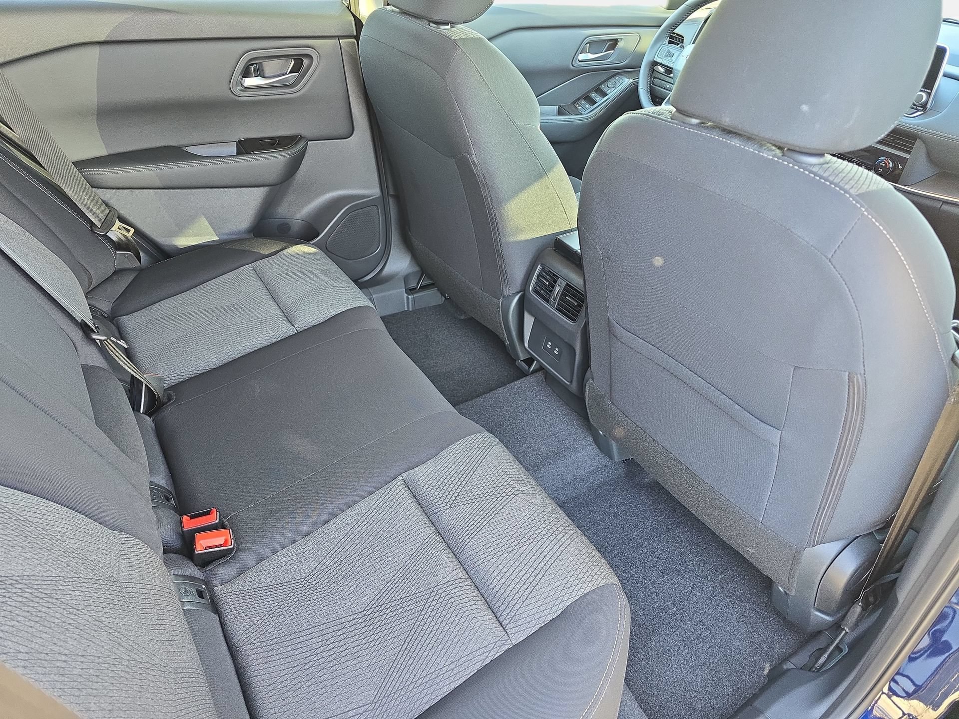 New 2026 Nissan Rogue SV w/ Cold Weather Package FWD image 11