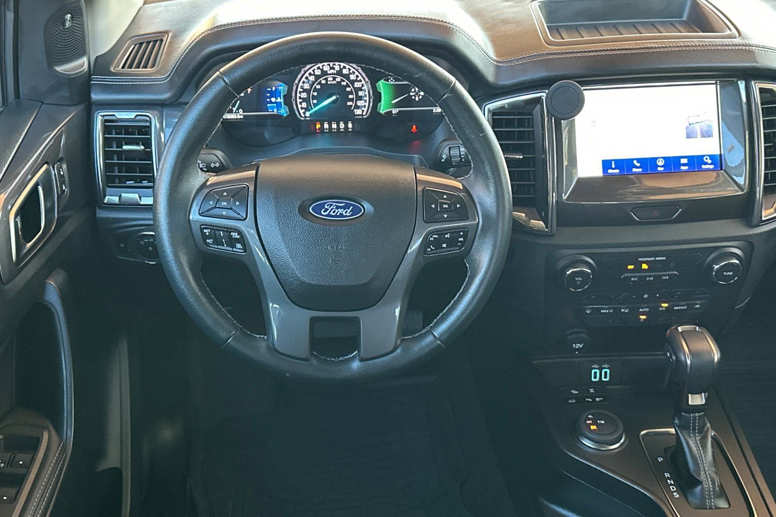 Used 2023 Ford Ranger Lariat w/ Equipment Group 501A High image 19