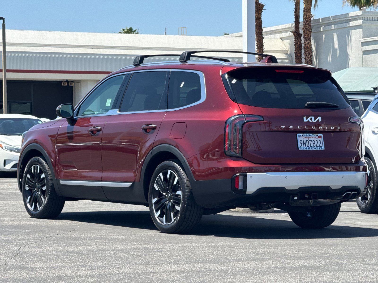 Certified 2024 Kia Telluride SX w/ Towing Package FWD image 5