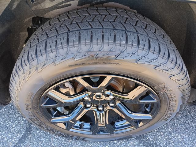 Used 2023 Jeep Wagoneer Series II AWD/4WD image 29