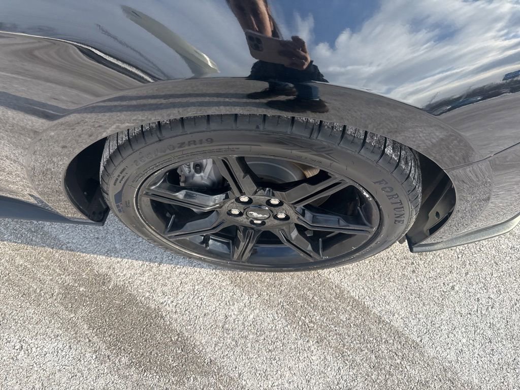 Used 2020 Ford Mustang GT w/ Black Accent Package image 9