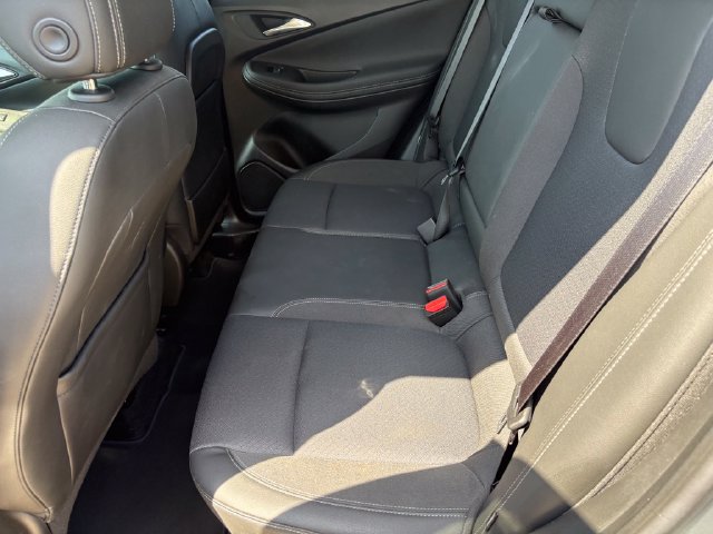 Used 2023 Buick Encore GX Select w/ Sport Touring Package FWD image 40