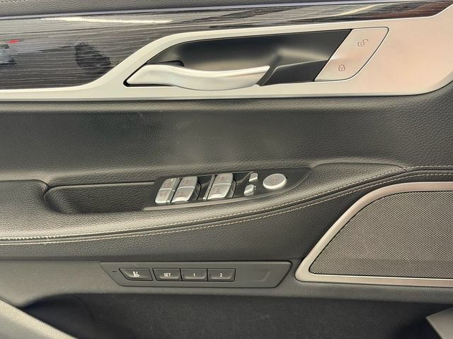 Used 2019 BMW 740i w/ M Sport Package RWD image 24
