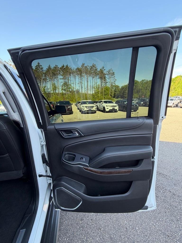 Used 2018 Chevrolet Suburban LT AWD/4WD image 20