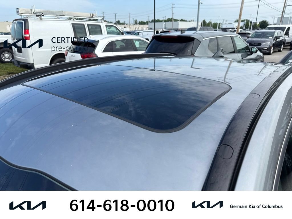 Certified 2023 Kia Niro EX Touring FWD image 8
