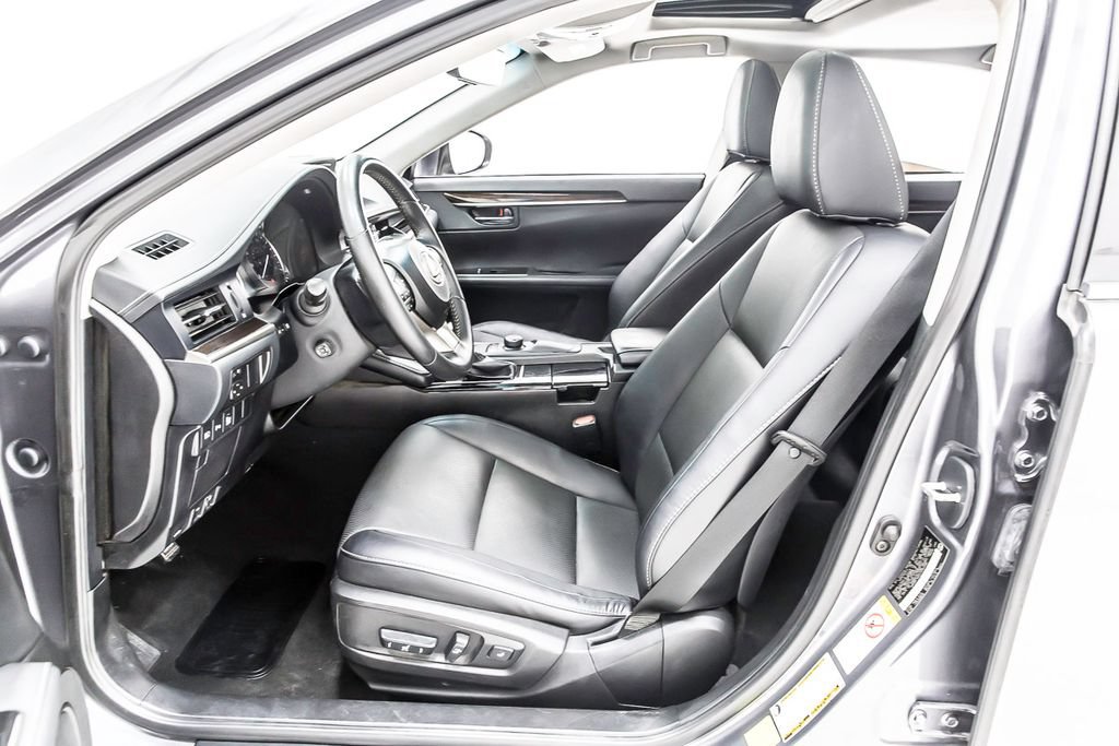 Used 2018 Lexus ES 350 w/ Premier Package FWD image 29