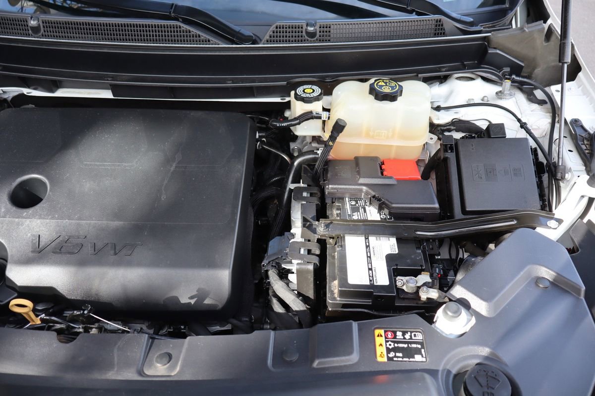 Used 2019 Buick Enclave Avenir w/ Avenir Technology Package image 43