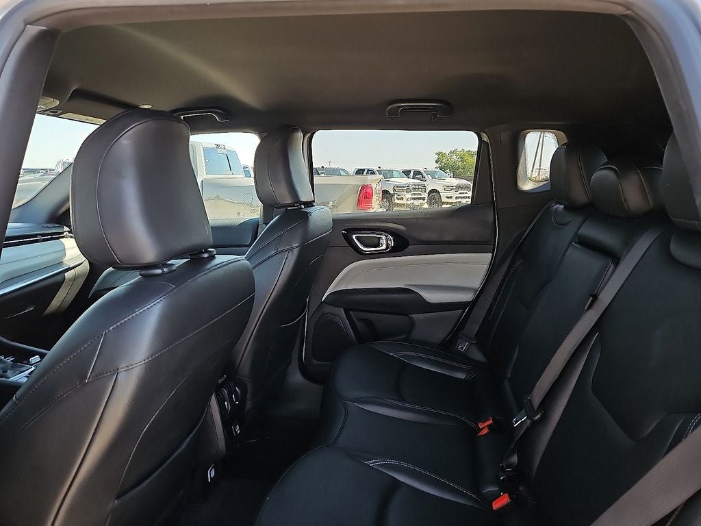 Used 2025 Jeep Compass Limited AWD/4WD image 18