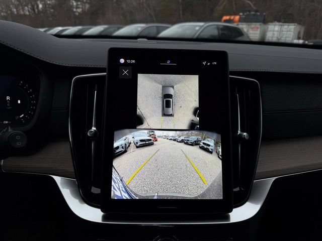 New 2026 Volvo XC90 B6 Plus w/ Protection Package Premier AWD/4WD image 24