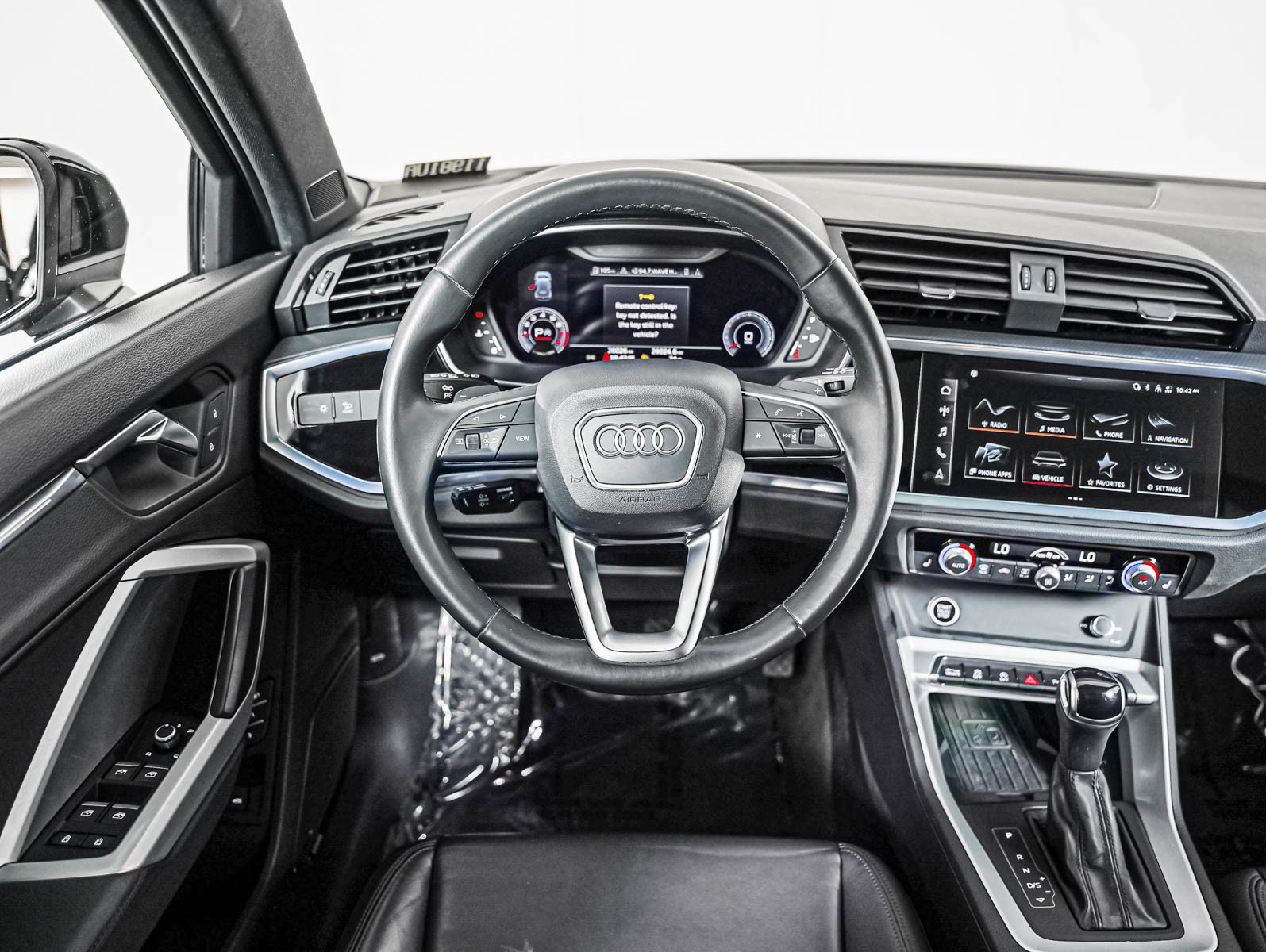 Used 2023 Audi Q3 2.0T Premium Plus w/ Premium Plus Package AWD/4WD image 11