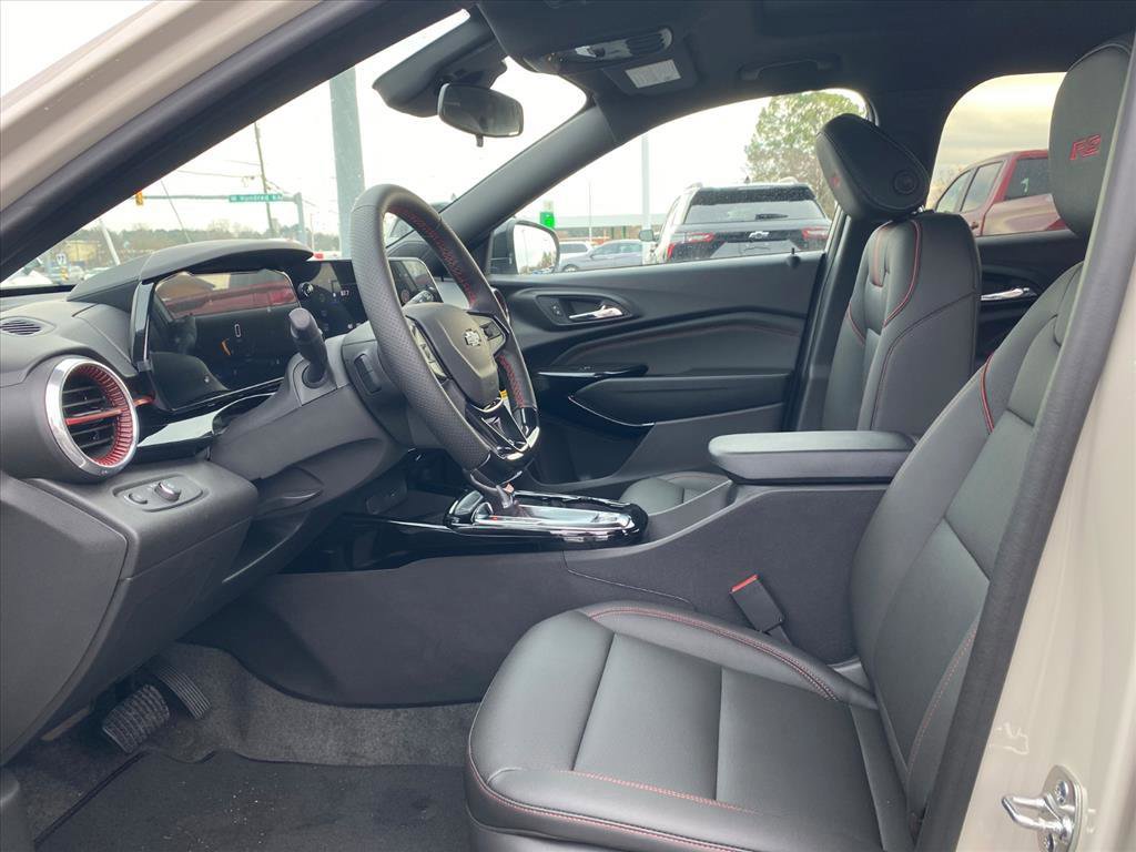 New 2026 Chevrolet Trax RS w/ Sunroof Package image 15