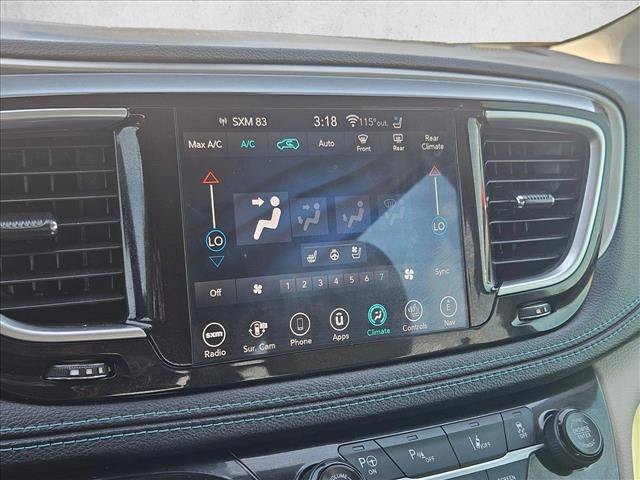 Used 2018 Chrysler Pacifica Limited w/ Advanced Safetytec Group FWD image 11