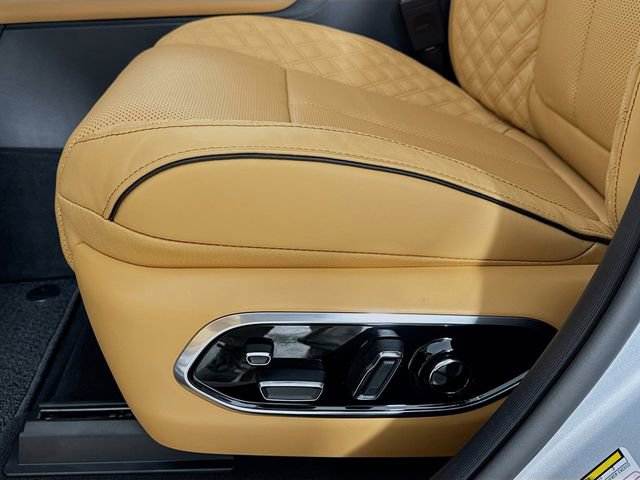 New 2025 Jeep Grand Cherokee Summit image 23