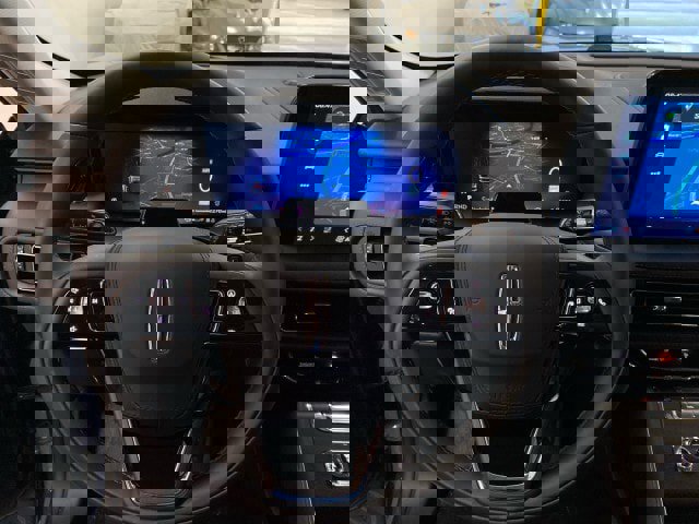 Used 2026 Lincoln Aviator Reserve w/ Jet Appearance Package image 18