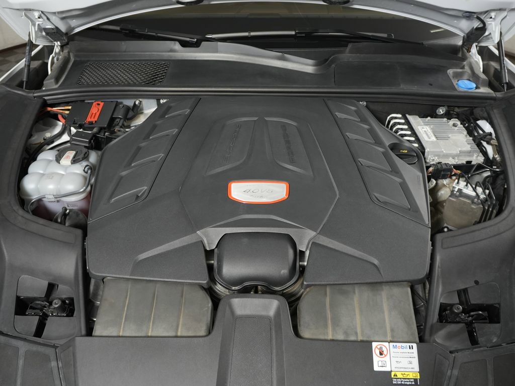 Certified 2023 Porsche Cayenne Turbo AWD/4WD image 44