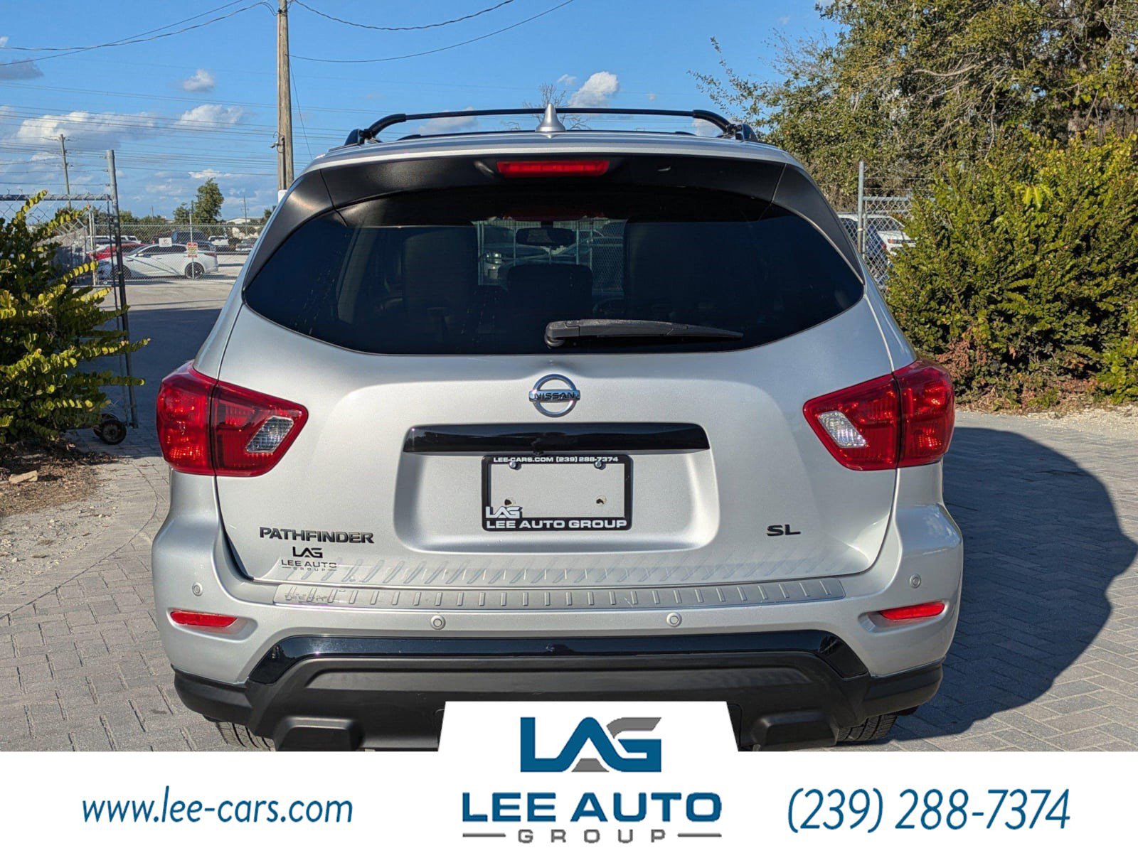 Used 2019 Nissan Pathfinder SL image 4