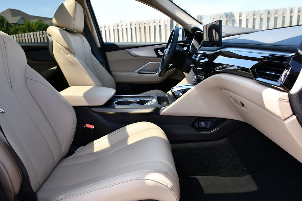 Used 2025 Acura MDX SH-AWD image 44