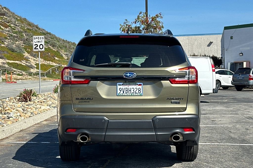 Used 2025 Subaru Ascent Bronze Edition w/ Popular Package #2 image 5