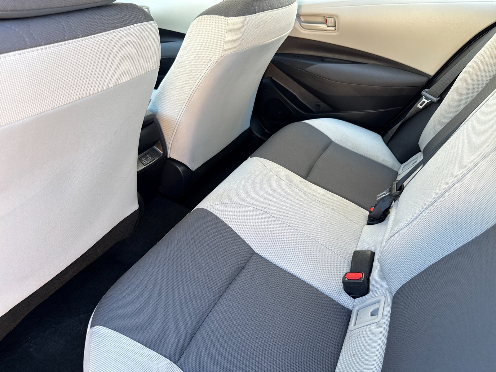 Certified 2025 Toyota Corolla LE FWD image 11
