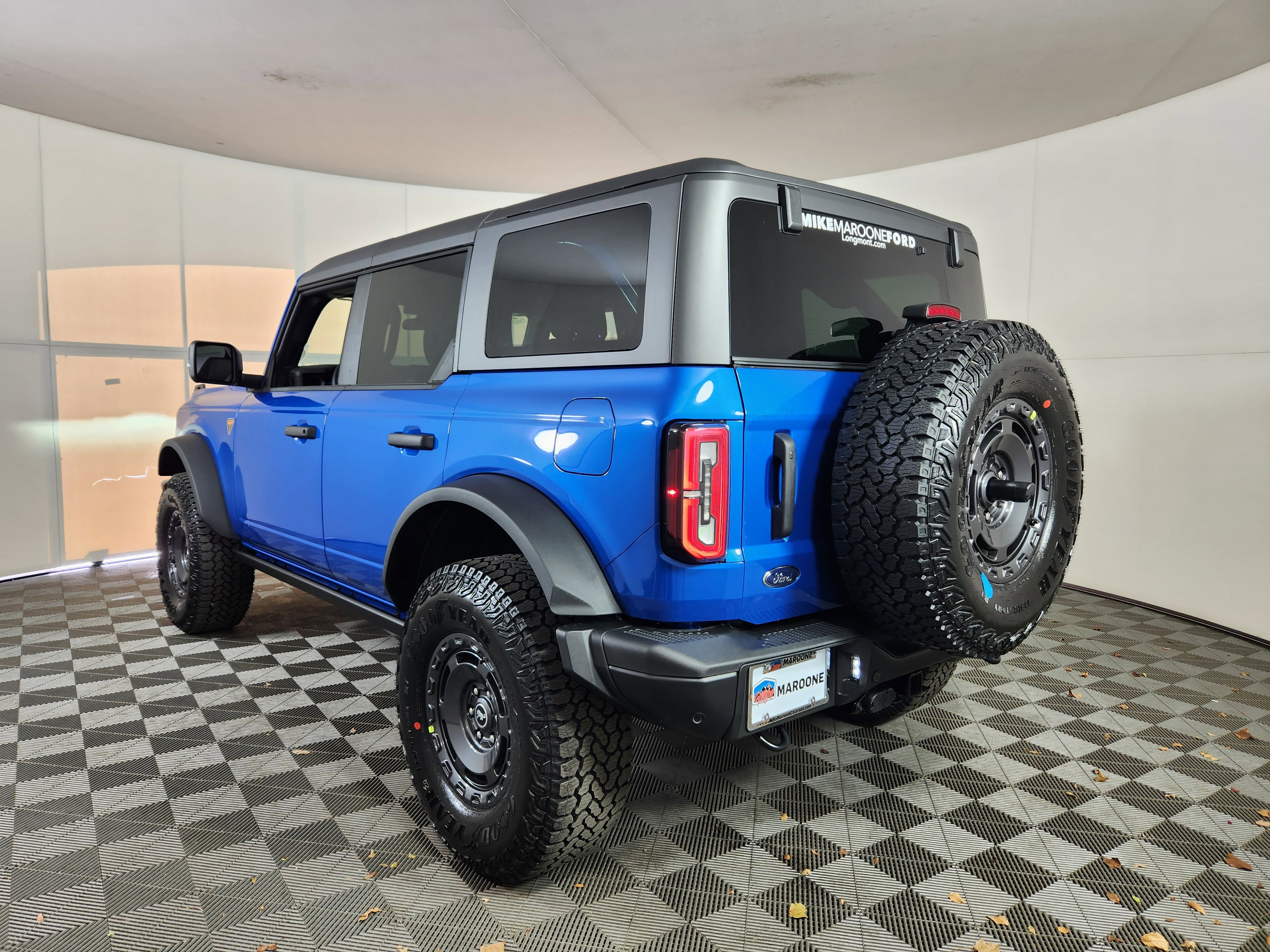 New 2025 Ford Bronco Badlands image 5