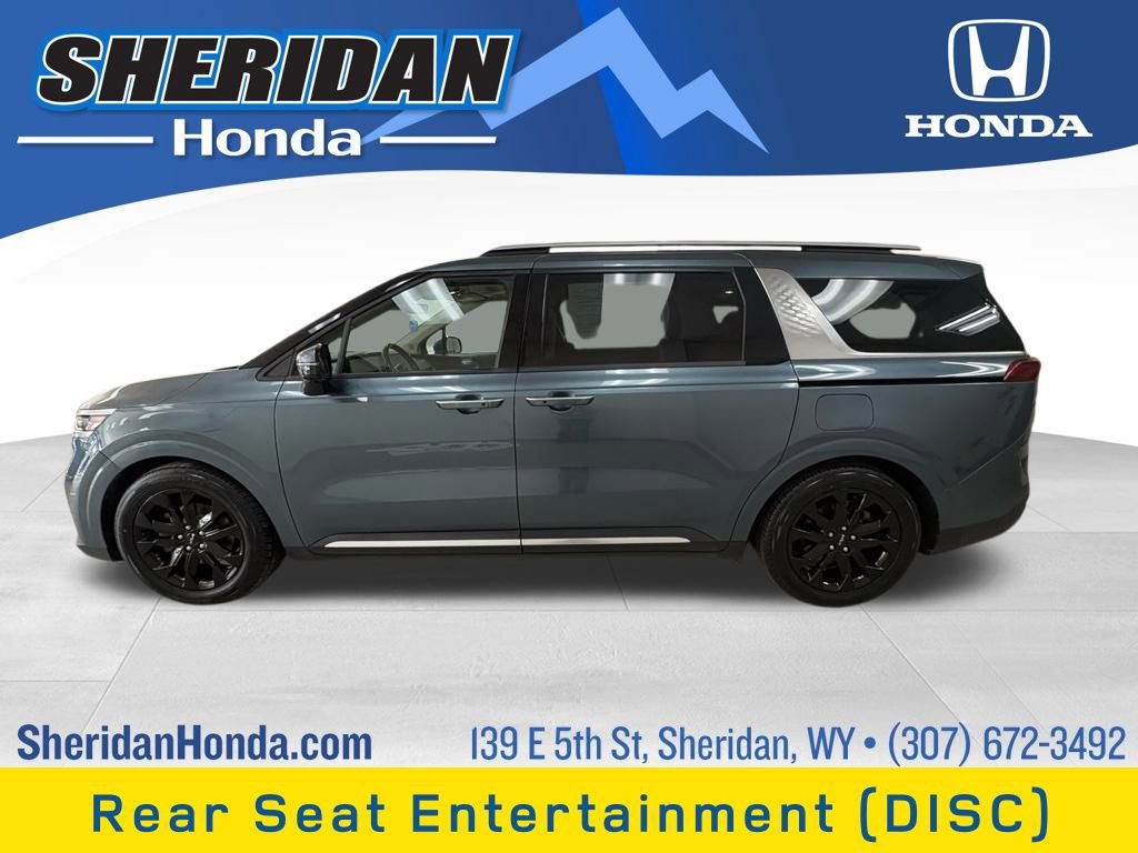 Used 2022 Kia Carnival SX Prestige image 1