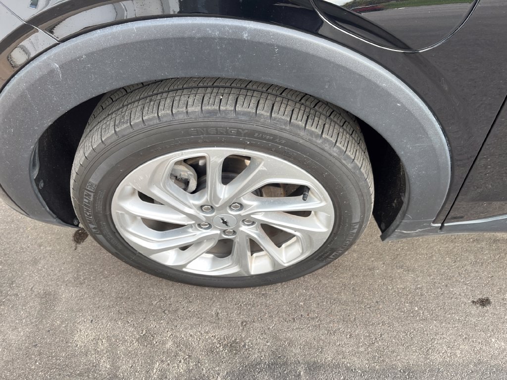 Used 2023 Chevrolet Bolt EUV LT FWD image 26