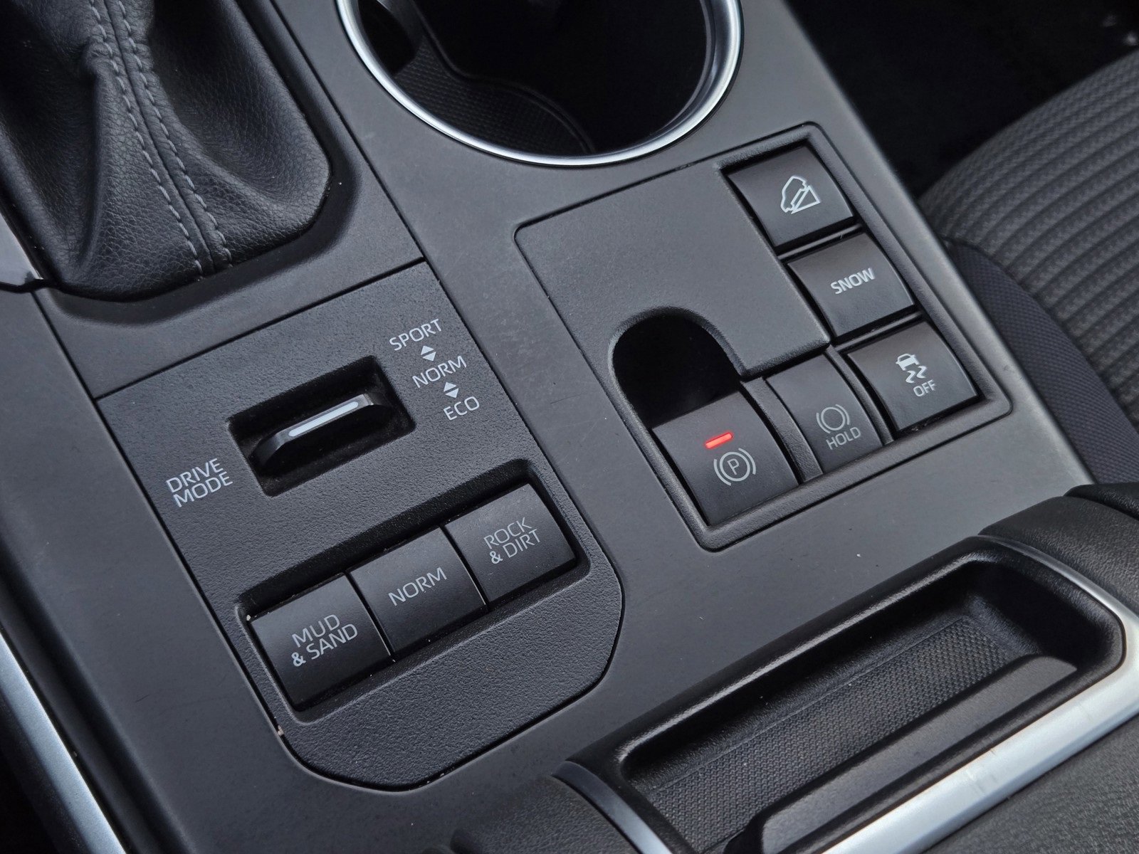 Certified 2024 Toyota Highlander LE image 18