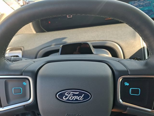 Certified 2025 Ford Expedition Active AWD/4WD image 18