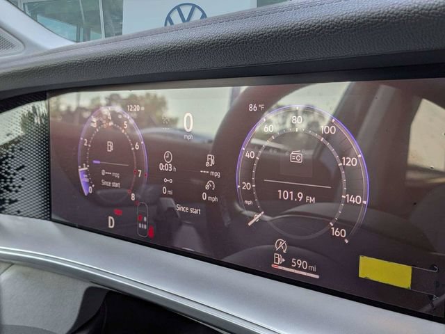 New 2026 Volkswagen Tiguan SE FWD image 28