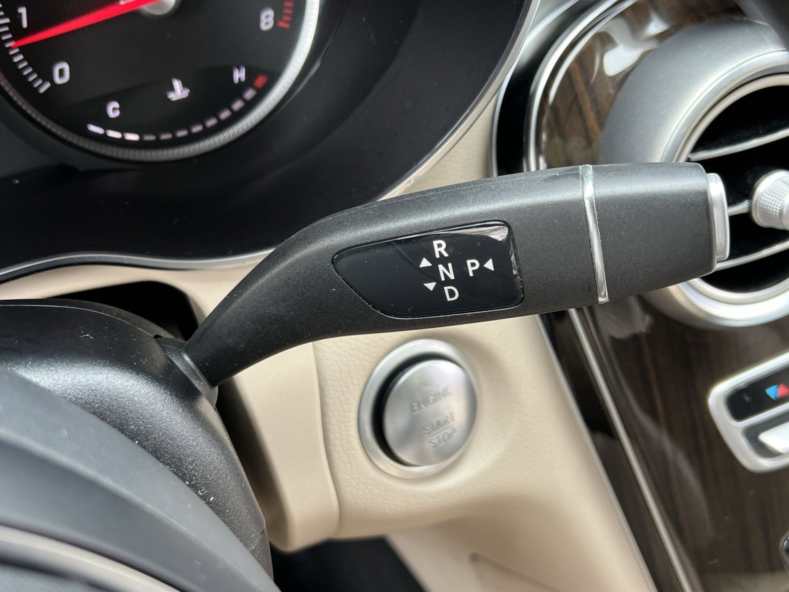 Certified 2019 Mercedes-Benz GLC 300 4MATIC image 20