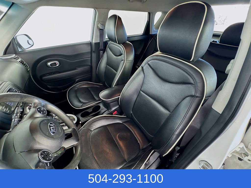 Used 2016 Kia Soul + image 19