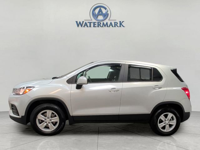 Used 2020 Chevrolet Trax LS w/ Tint and Cruise Package AWD/4WD image 2