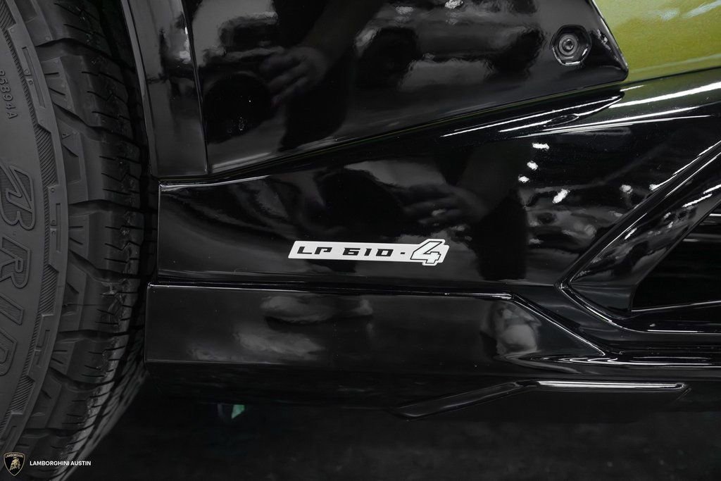 Used 2024 Lamborghini Huracan Sterrato image 15