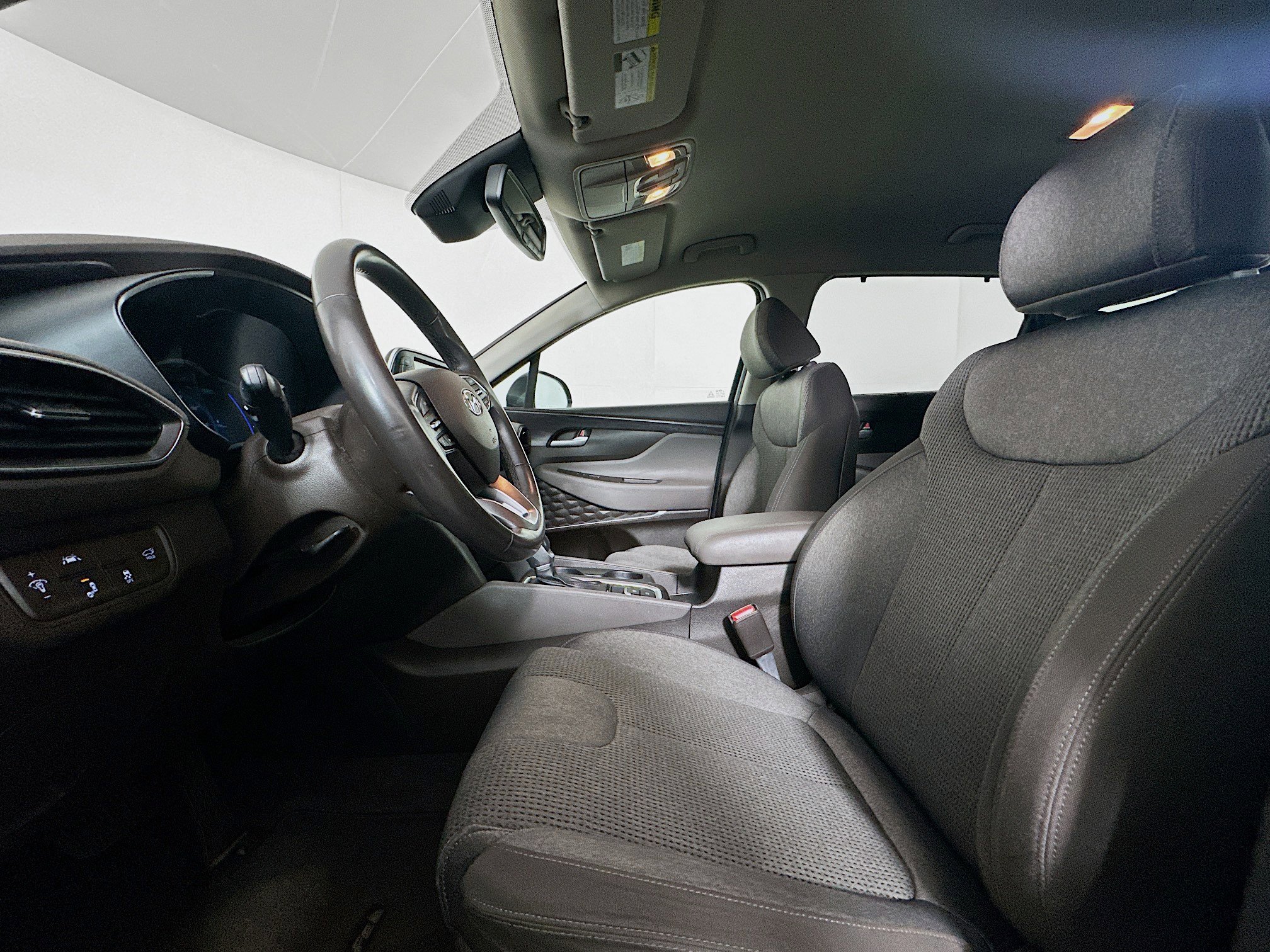 Used 2019 Hyundai Santa Fe SEL w/ Cargo Package FWD image 13